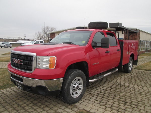 Used 2012 GMC Sierra 3500 Work Truck with VIN 1GT422CGXCF227858 for sale in Audubon, IA