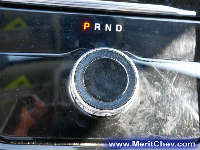 2023 Jeep Grand Cherokee L Vehicle Photo in MAPLEWOOD, MN 55119-4794