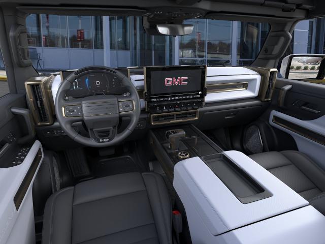 2024 GMC HUMMER EV SUV Vehicle Photo in KANSAS CITY, MO 64114-4545