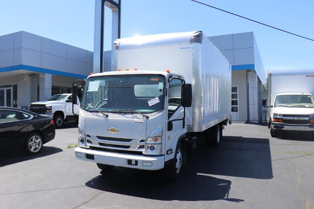 2024 Chevrolet Low Cab Forward 5500 HD Vehicle Photo in MONTICELLO, NY 12701-3853