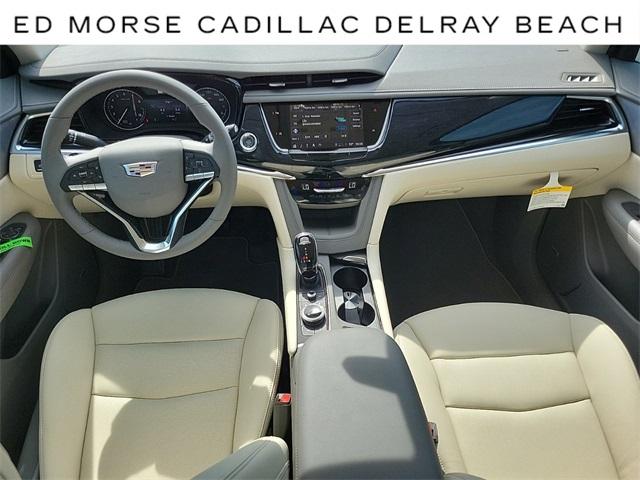 2024 Cadillac XT6 Vehicle Photo in DELRAY BEACH, FL 33483-3294