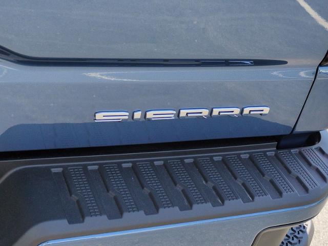 2024 GMC Sierra 1500 Vehicle Photo in ANAHEIM, CA 92806-5612