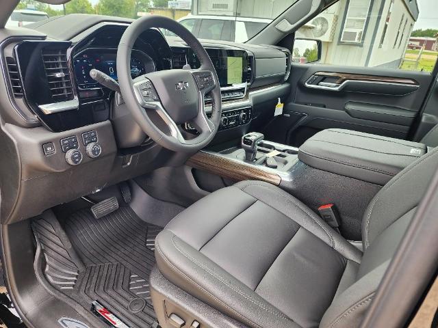 2024 Chevrolet Silverado 1500 Vehicle Photo in PARIS, TX 75460-2116