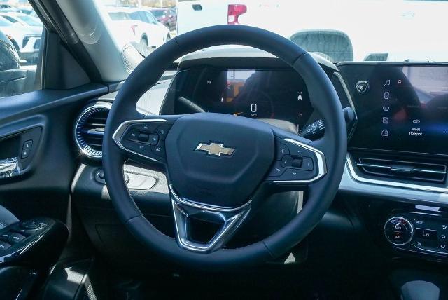 2025 Chevrolet Trax Vehicle Photo in VENTURA, CA 93003-8585