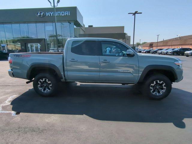 2023 Toyota Tacoma 4WD Vehicle Photo in Highland, IN 46322-2506