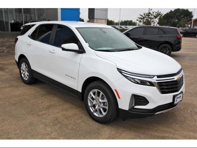 2024 Chevrolet Equinox Vehicle Photo in ROSENBERG, TX 77471-5675