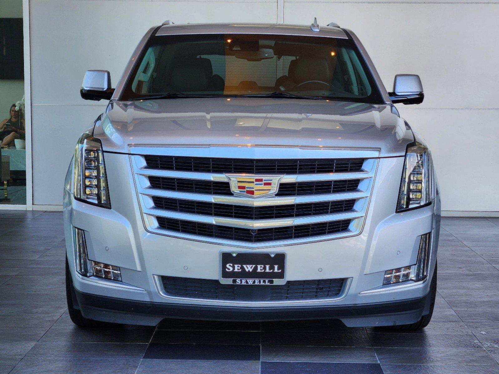 2024 Cadillac Escalade ESV Vehicle Photo in HOUSTON, TX 77079-1502