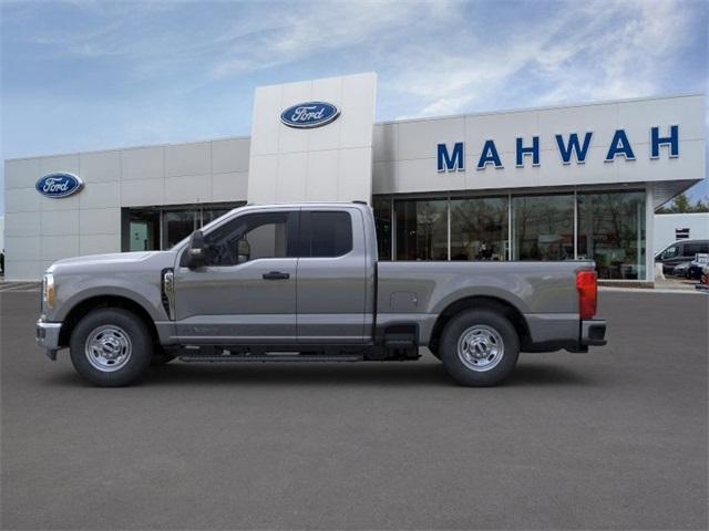 2024 Ford Super Duty F-350 SRW Vehicle Photo in Mahwah, NJ 07430-1343