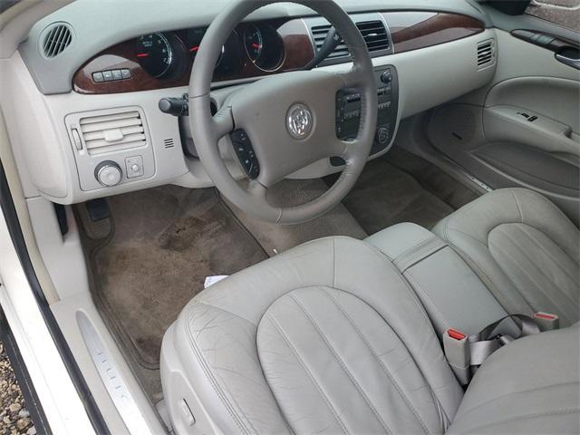 2011 Buick Lucerne Vehicle Photo in GRAND BLANC, MI 48439-8139