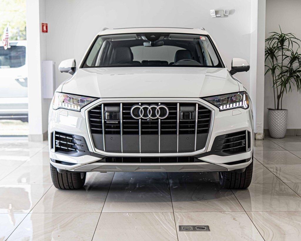 2024 Audi Q7 Vehicle Photo in Saint Charles, IL 60174