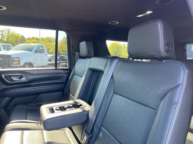 2023 Chevrolet Suburban Vehicle Photo in GREEN BAY, WI 54302-3701