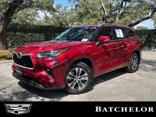 2023 Toyota Highlander Vehicle Photo in SAN ANTONIO, TX 78230-1001