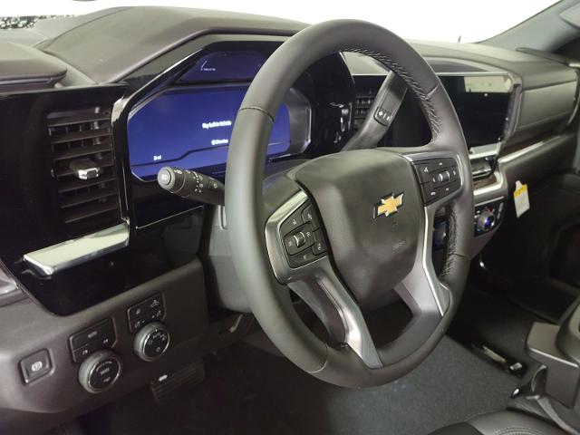 2024 Chevrolet Silverado 1500 Vehicle Photo in JOLIET, IL 60435-8135