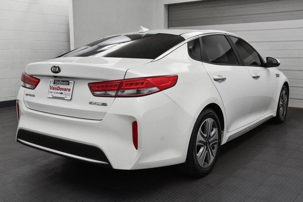 2017 Kia Optima Hybrid Vehicle Photo in AKRON, OH 44303-2185