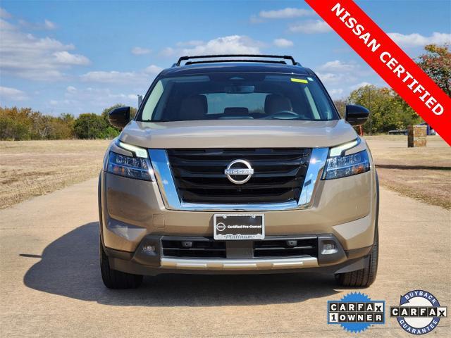 2024 Nissan Pathfinder Vehicle Photo in Denison, TX 75020