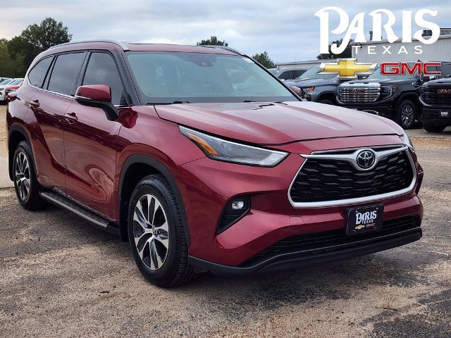 2022 Toyota Highlander Vehicle Photo in PARIS, TX 75460-2116