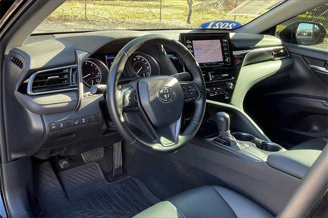 2021 Toyota Camry Vehicle Photo in INDEPENDENCE, MO 64055-1314