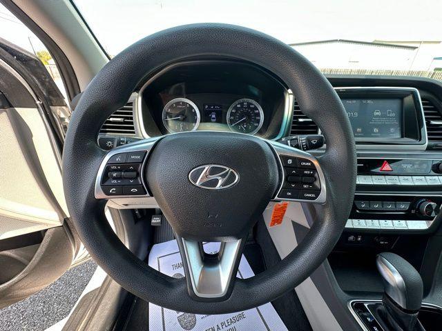 2018 Hyundai SONATA Vehicle Photo in TUPELO, MS 38801-6508