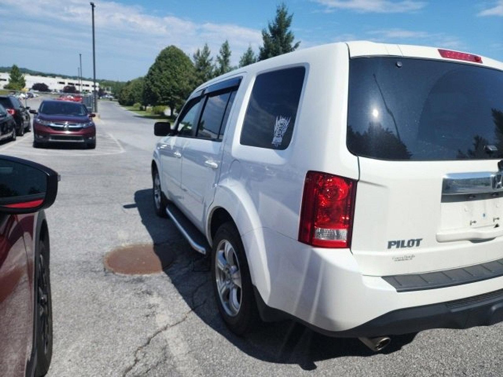 2013 Honda Pilot Vehicle Photo in Harrisburg, PA 17111