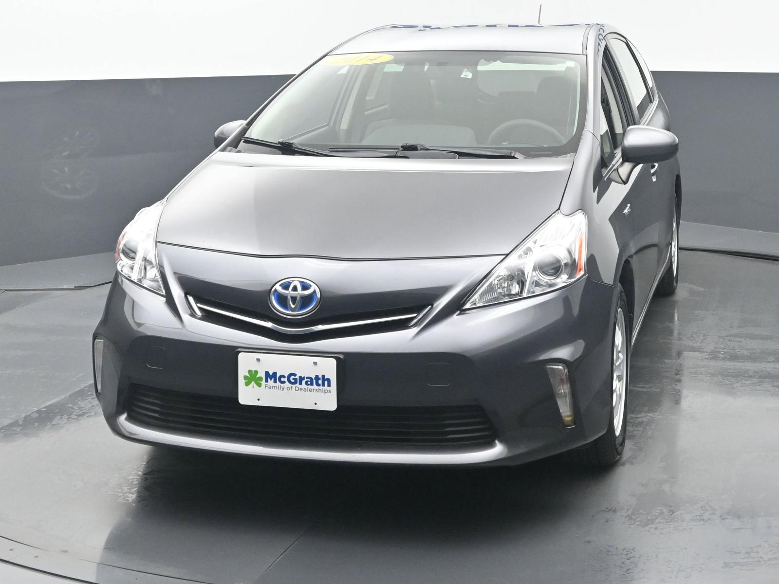 2014 Toyota Prius v Vehicle Photo in Cedar Rapids, IA 52402