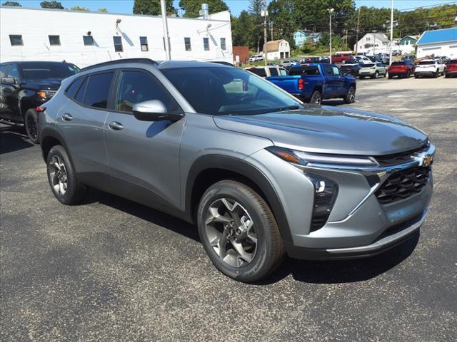 2025 Chevrolet Trax Vehicle Photo in INDIANA, PA 15701-1897