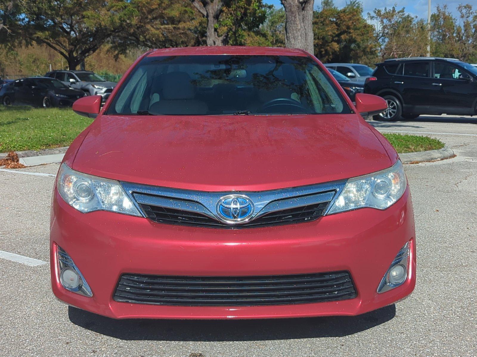 2014 Toyota Camry Hybrid Vehicle Photo in Ft. Myers, FL 33907