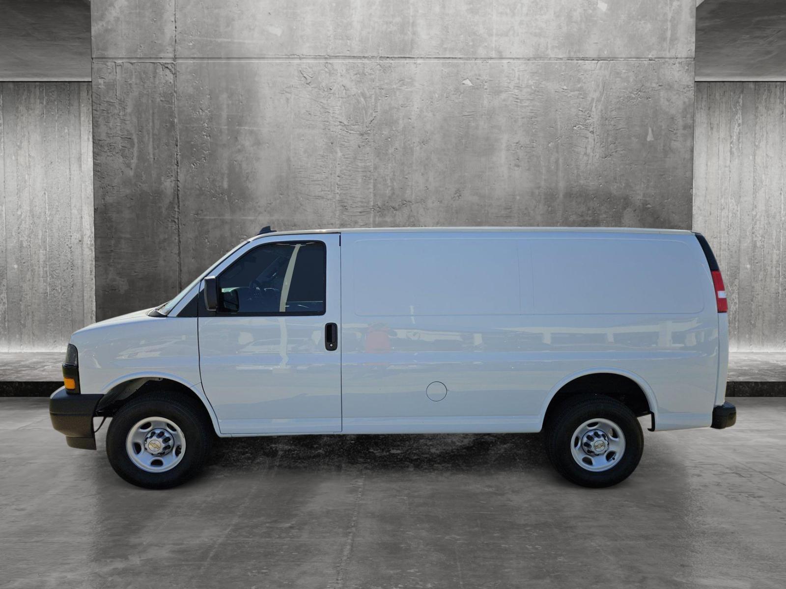 2024 Chevrolet Express Cargo 2500 Vehicle Photo in NORTH RICHLAND HILLS, TX 76180-7199