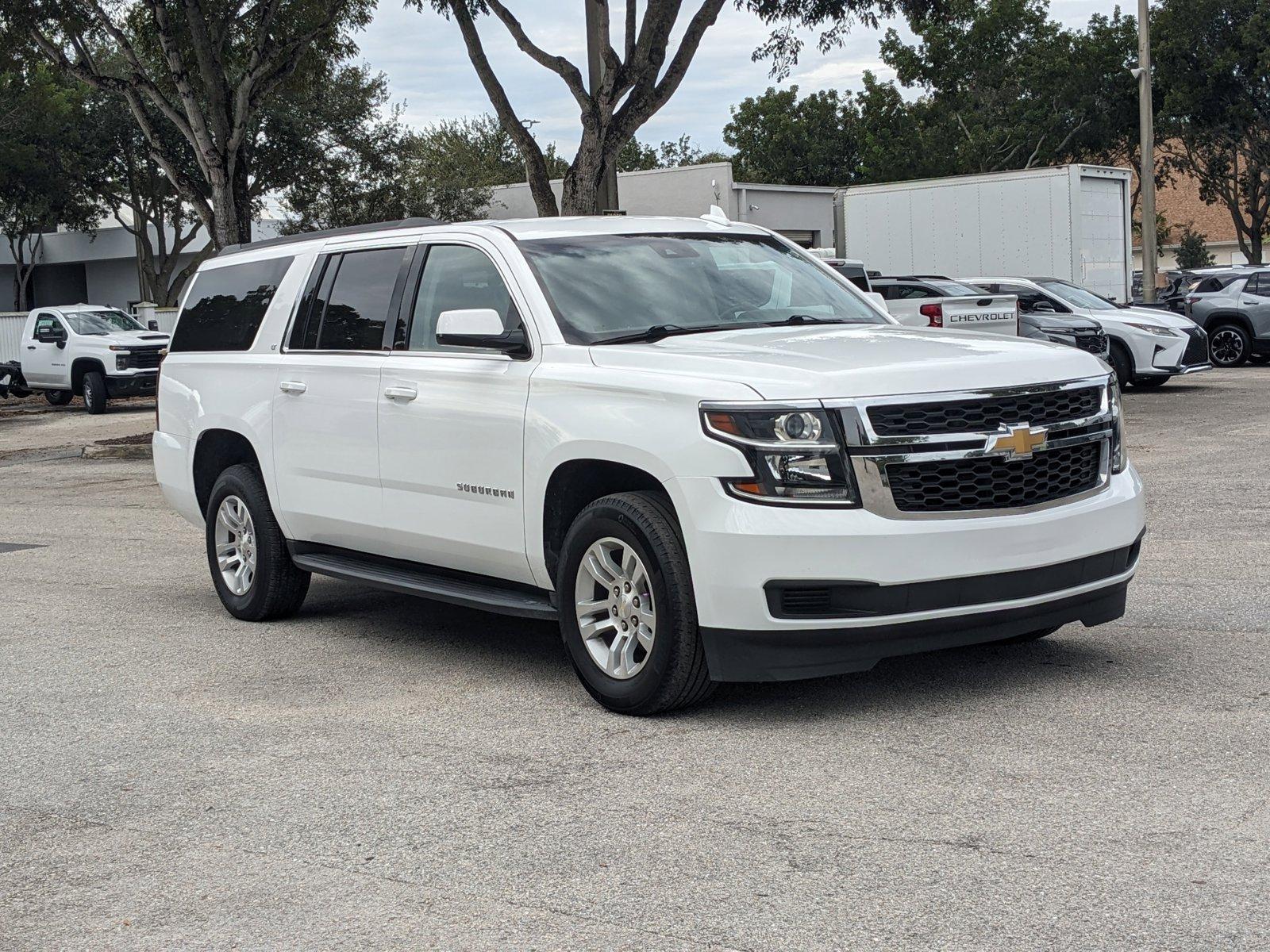 2019 Chevrolet Suburban Vehicle Photo in GREENACRES, FL 33463-3207