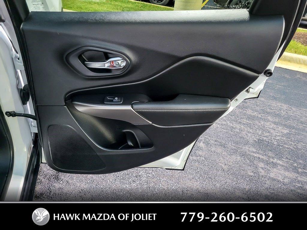 2021 Jeep Cherokee Vehicle Photo in Saint Charles, IL 60174