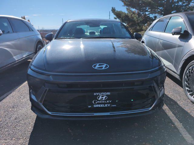 2025 Hyundai SONATA Hybrid Vehicle Photo in Greeley, CO 80634