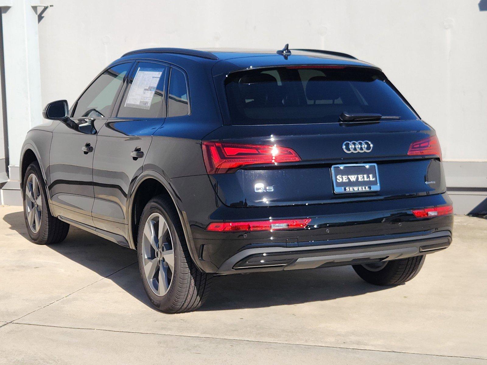 2025 Audi Q5 Vehicle Photo in SUGAR LAND, TX 77478