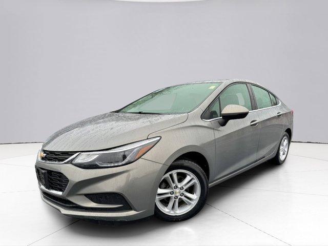 2018 Chevrolet Cruze Vehicle Photo in LEOMINSTER, MA 01453-2952