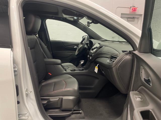 2024 Chevrolet Equinox Vehicle Photo in ROGERS, MN 55374-9422