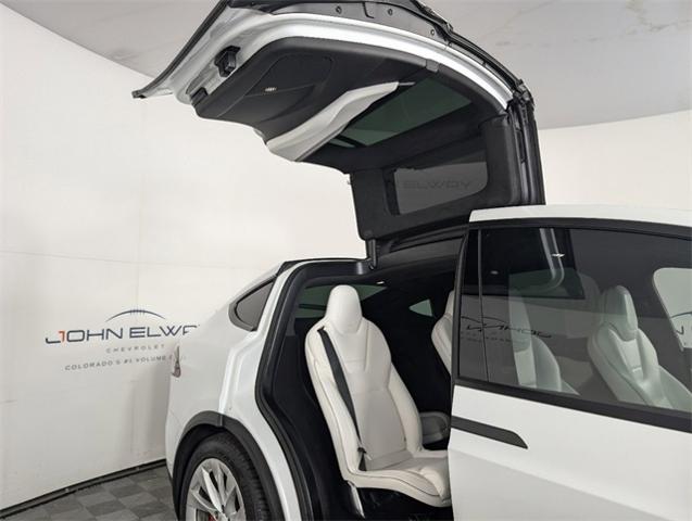 2016 Tesla Model X Vehicle Photo in ENGLEWOOD, CO 80113-6708