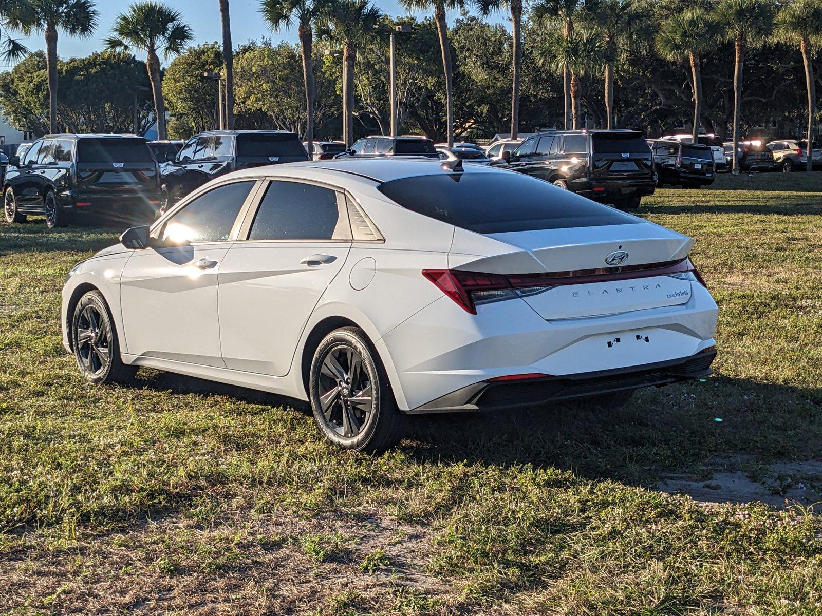 2023 Hyundai Elantra Hybrid Vehicle Photo in WEST PALM BEACH, FL 33407-3296