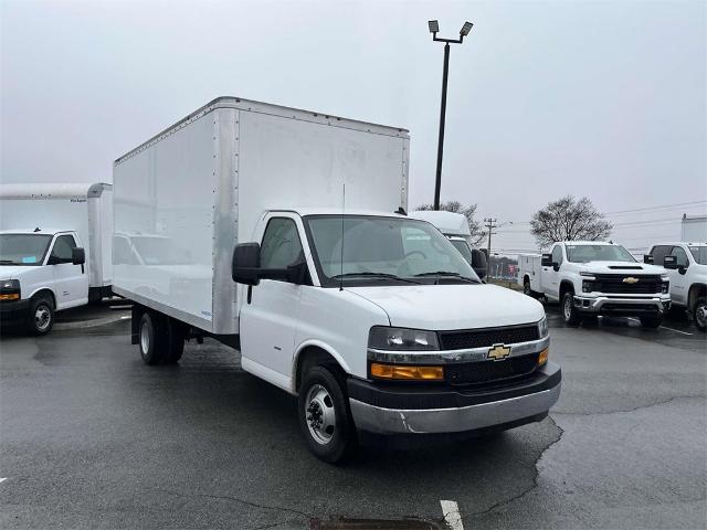 2023 Chevrolet Express Commercial Cutaway Vehicle Photo in ALCOA, TN 37701-3235