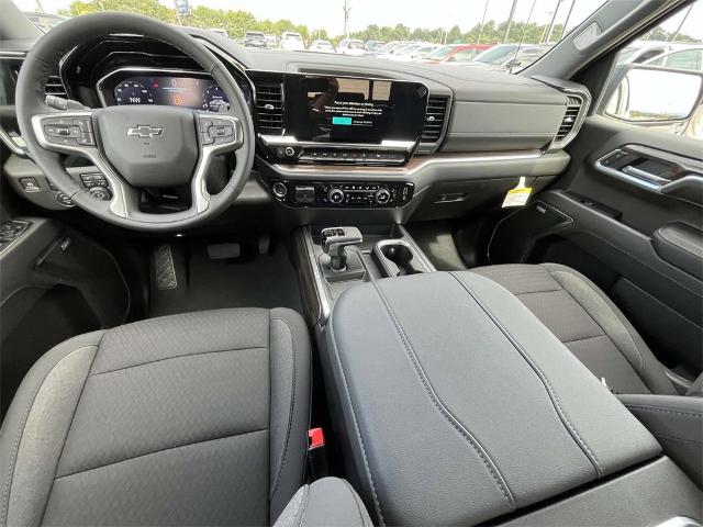 2024 Chevrolet Silverado 1500 Vehicle Photo in ALCOA, TN 37701-3235