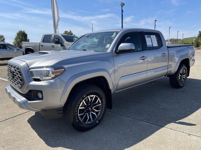 Used 2020 Toyota Tacoma SR5 with VIN 5TFDZ5BN2LX054912 for sale in Zanesville, OH