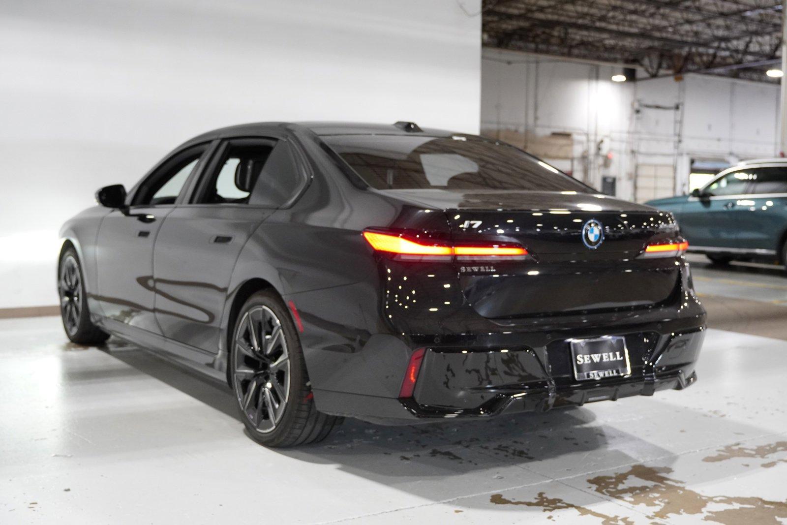 2023 BMW i7 Vehicle Photo in GRAPEVINE, TX 76051