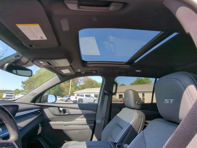 2025 Buick Enclave Vehicle Photo in ALBERTVILLE, AL 35950-0246