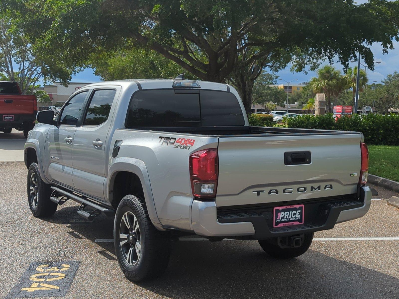 2018 Toyota Tacoma Vehicle Photo in Ft. Myers, FL 33907