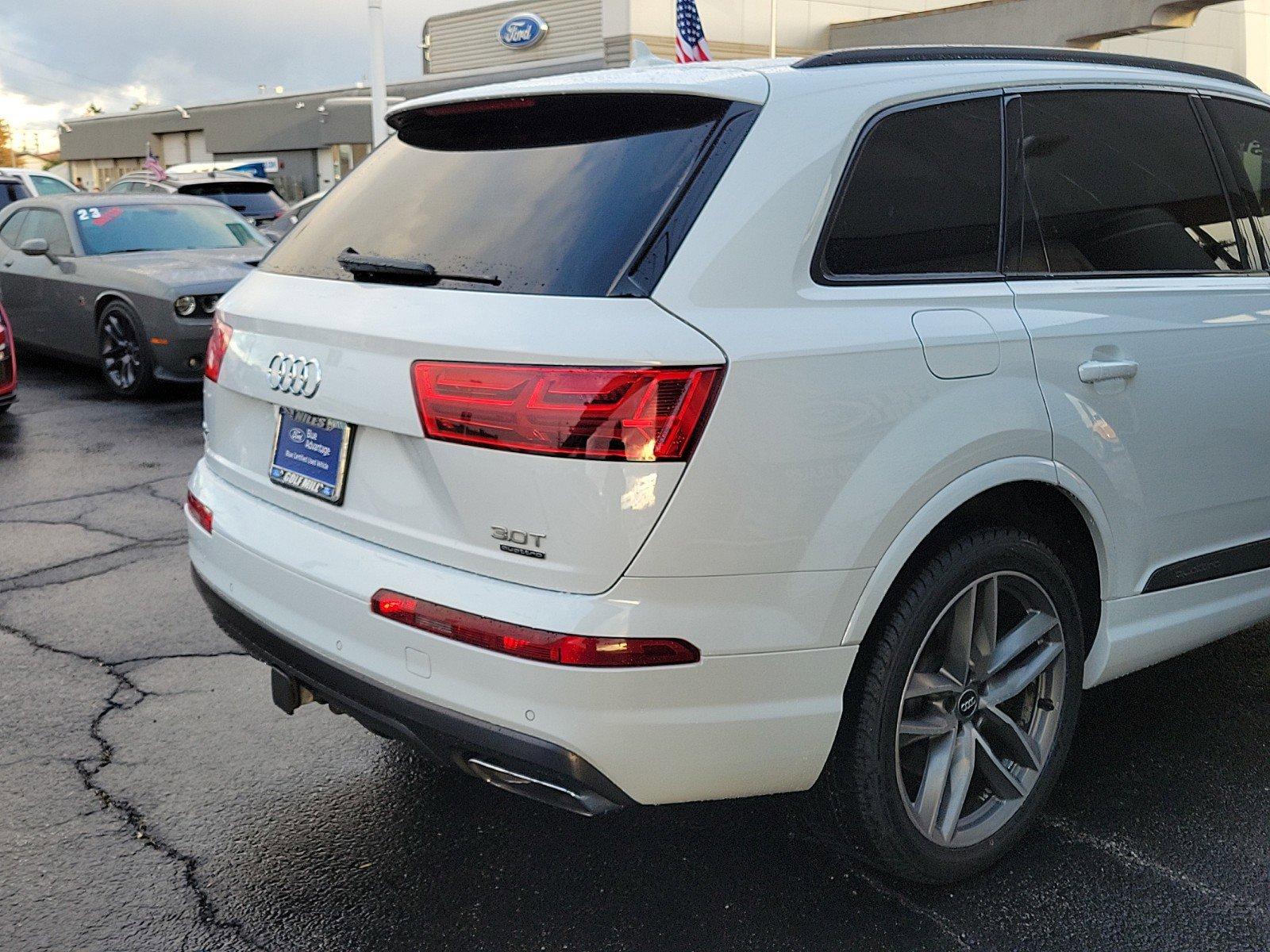 2017 Audi Q7 Vehicle Photo in Saint Charles, IL 60174