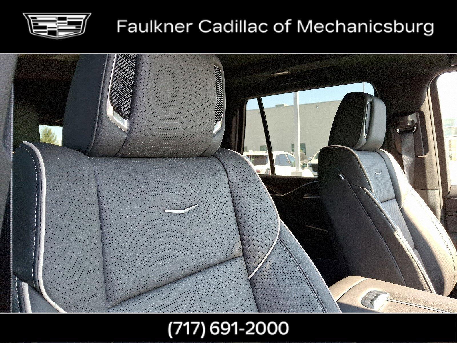 2024 Cadillac Escalade Vehicle Photo in MECHANICSBURG, PA 17050-1707