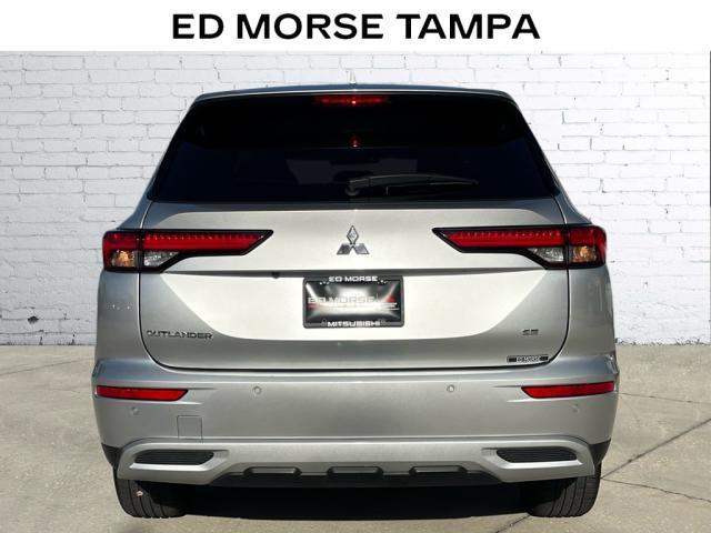 2024 Mitsubishi Outlander Vehicle Photo in TAMPA, FL 33612-3404