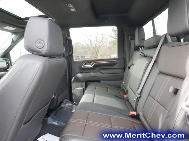 2024 Chevrolet Silverado 3500 HD Vehicle Photo in MAPLEWOOD, MN 55119-4794