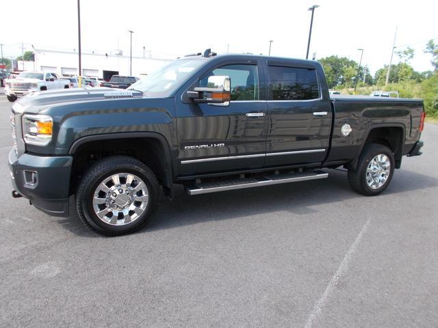 2019 GMC Sierra 2500HD Vehicle Photo in LOWELL, MA 01852-4336