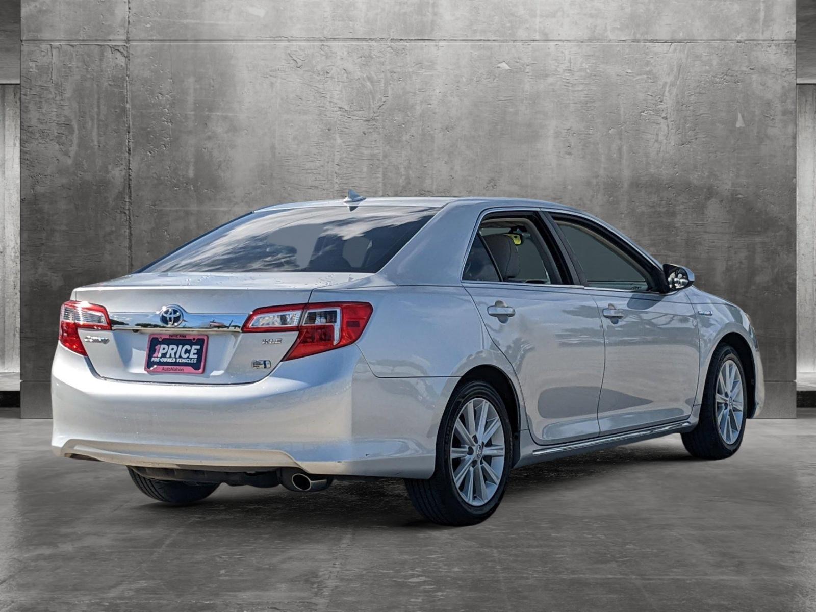 2014 Toyota Camry Hybrid Vehicle Photo in Davie, FL 33331