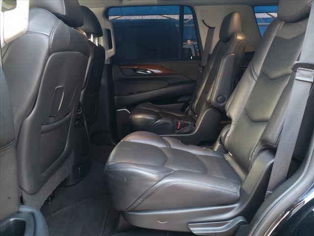 2019 Cadillac Escalade Vehicle Photo in Denton, TX 76205