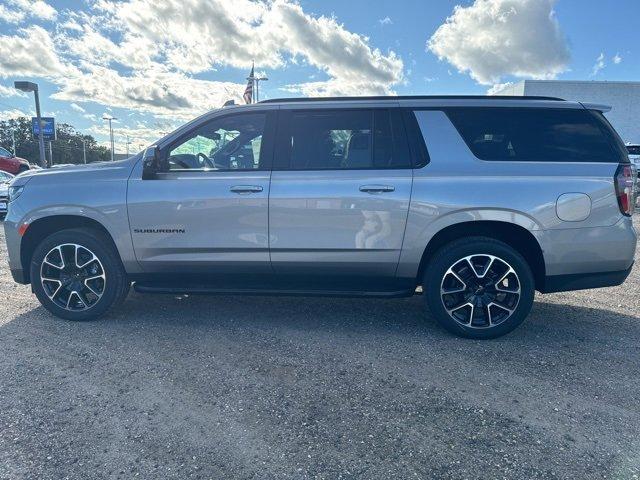 2024 Chevrolet Suburban Vehicle Photo in SAUK CITY, WI 53583-1301