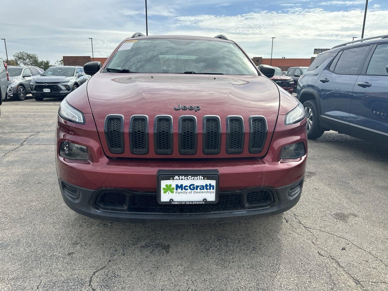 2017 Jeep Cherokee Vehicle Photo in Marion, IA 52302